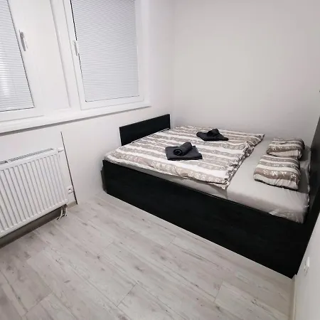 Apartment Halovaa *
